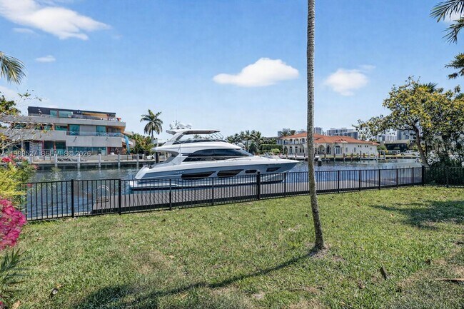 Building Photo - 607 Layne Blvd