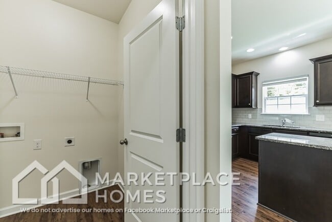 Building Photo - 2330 McCampbell Wells Way