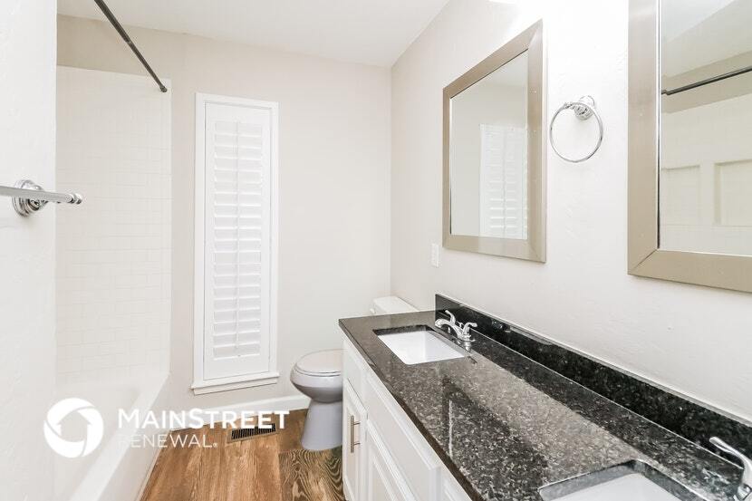 Building Photo - 2013 Vanishing Trail