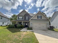 Building Photo - Big & Beautiful on Bear Run!