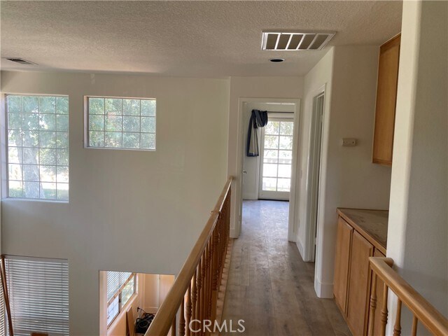 Building Photo - 99 Matisse Cir