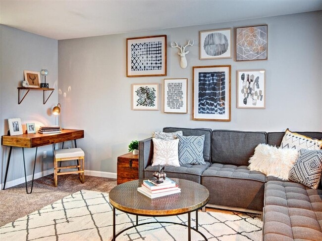 Building Photo - Deer Creek Apartments