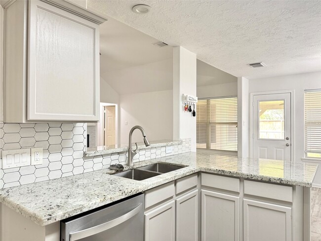 Building Photo - 3226 Candlepine Dr