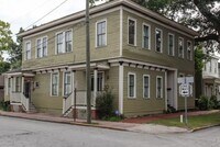 Building Photo - 1114 Lincoln St