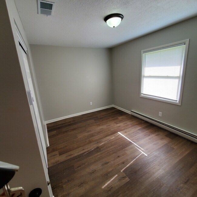 Bedroom #1 - 16420 Willow Ridge Trail