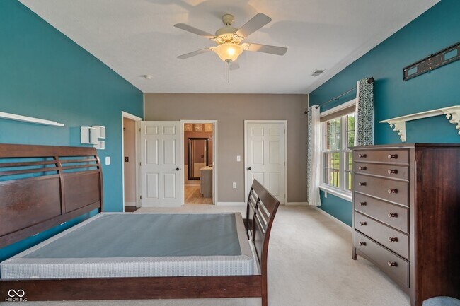 Building Photo - 4320 Hamilton Way