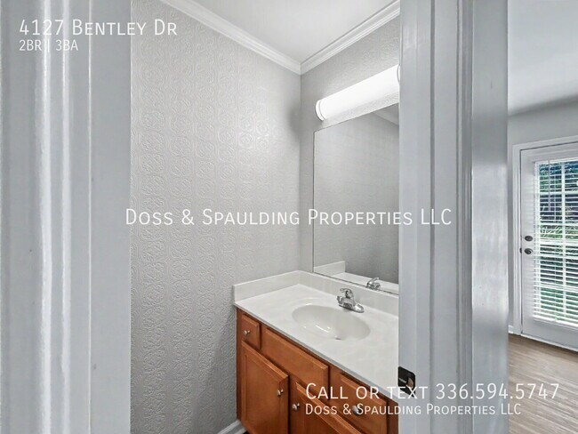 Building Photo - 4127 Bentley Dr