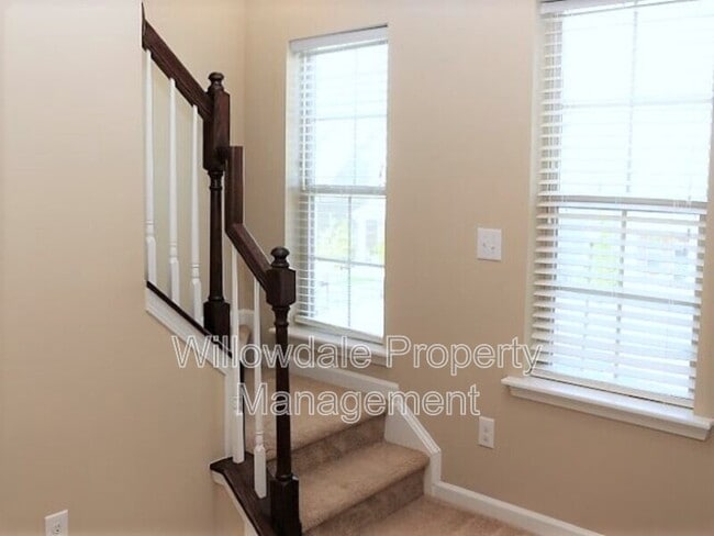 Building Photo - 2424 Lambton Wood Dr