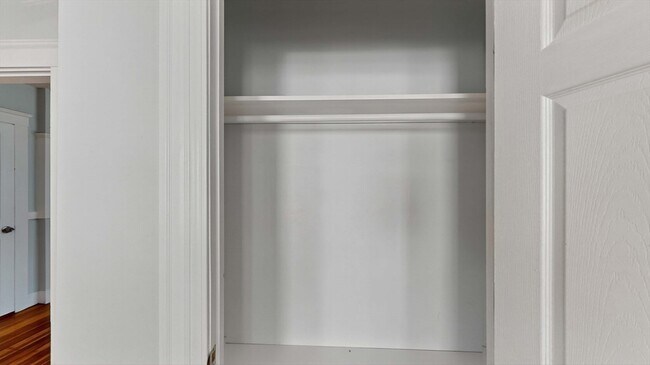 Building Photo - 5A Ropes St