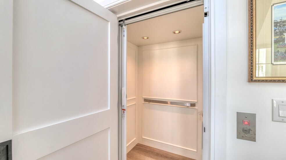 Building Photo - 101 S Madison Ave