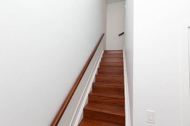 Building Photo - 2 bed, 2 bath Townhome – LA JOLLA/UTC