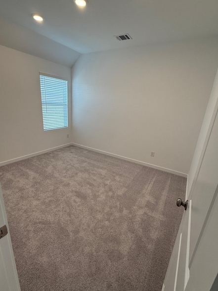 Building Photo - 6423 Serenity Terrace Dr