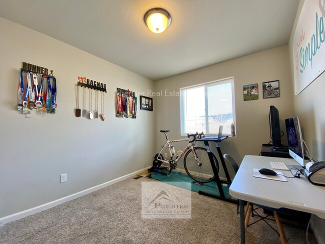 Building Photo - 2122 Birmingham Loop