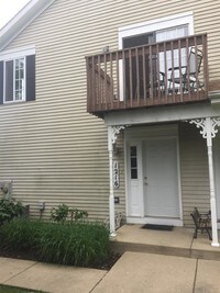 Building Photo - 1216 Sandhurst Ln