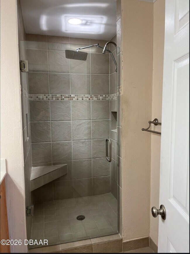 Building Photo - 233 Pine Cone Trail