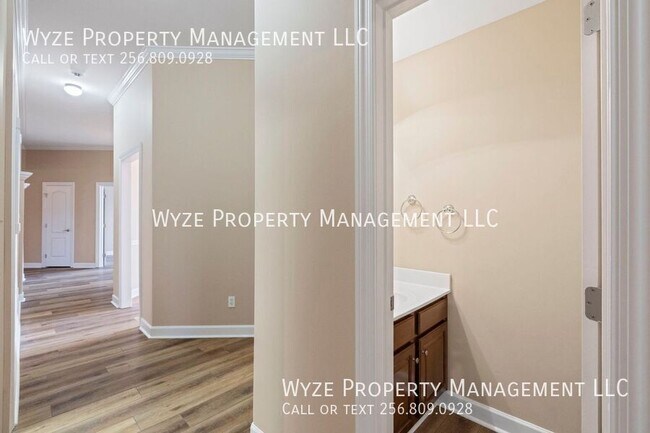 Building Photo - 104 Hardiman Pl Ln