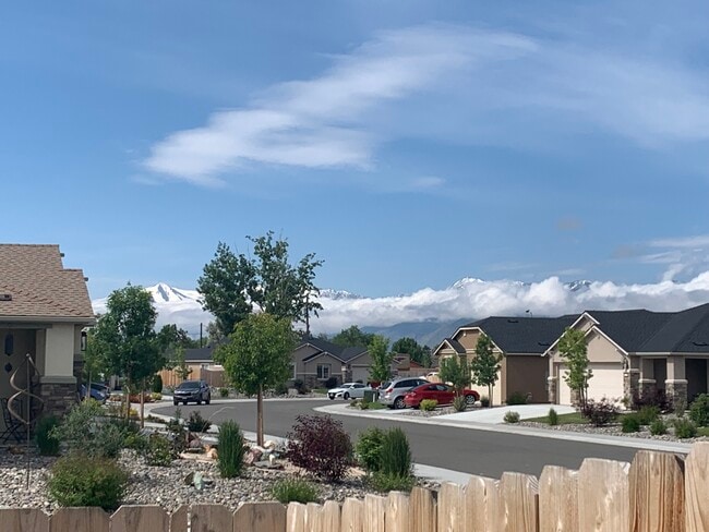 Building Photo - 1482 Tule Peak Cir