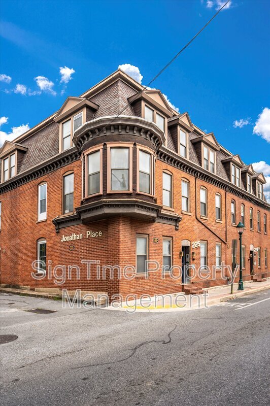 Primary Photo - 225-229 Jonathan Street (new) - 229-102