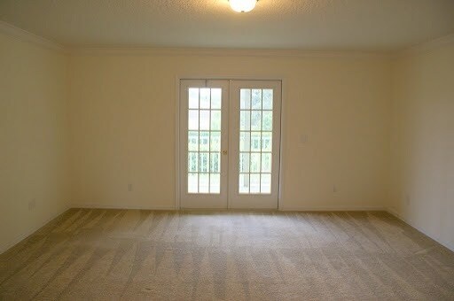 Building Photo - Beautiful & Spacious Home in Fells Cove