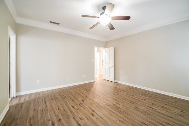 Building Photo - 88 Tapestry Ln