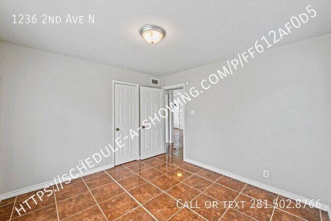 Building Photo - 1236 2nd Ave N