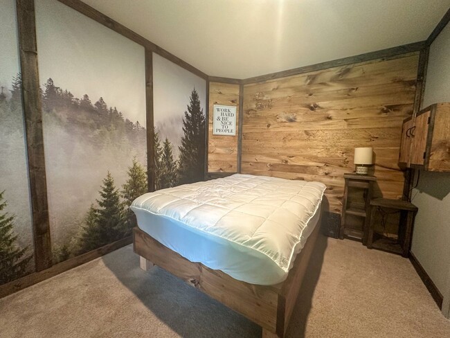 Building Photo - Village Oaks Townhome 3bed/2.5Bath