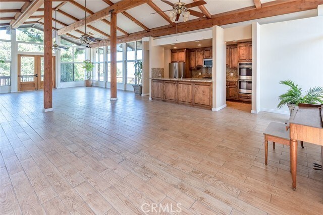 Building Photo - 348 Miraleste Dr