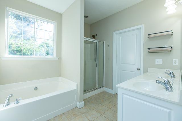 Building Photo - 4001 Ellington Dr