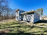 Building Photo - 7951 Elmont Rd