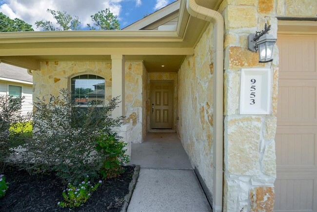 Building Photo - 9553 East Woodmark