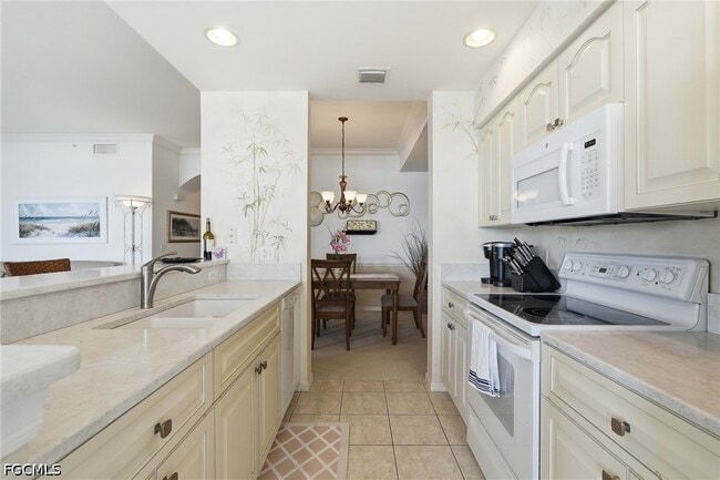 Building Photo - 10480 Washingtonia Palm Way
