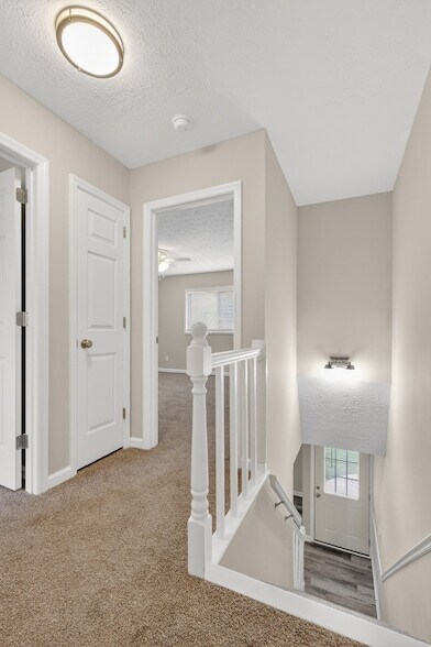 Building Photo - 601 E Grundy St