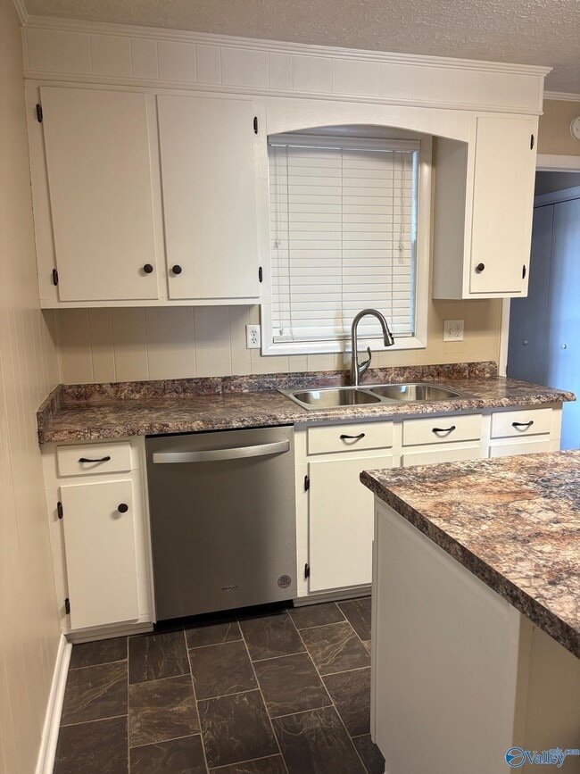 Building Photo - 19408 Huntsville Brownsferry Rd