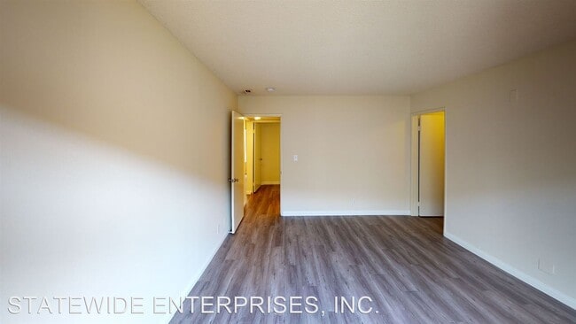 Building Photo - 2930 Francis Ave