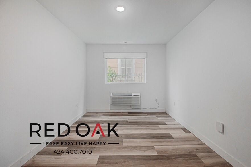 Building Photo - 2837 San Marino St