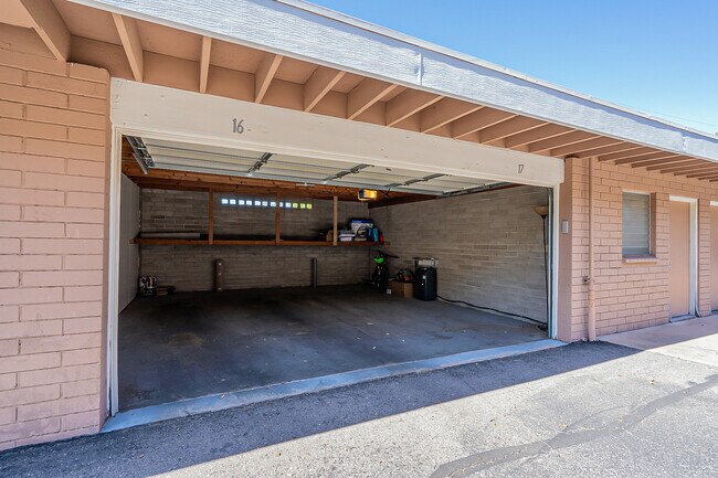 Building Photo - 3940 E. Timrod St. #209