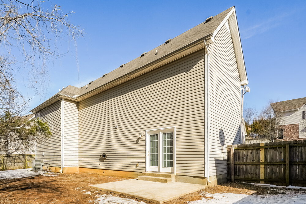 Building Photo - 127 Lyndhurst Dr