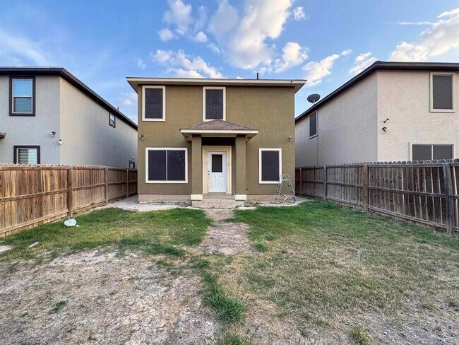 Building Photo - 4316 Ramona Dr