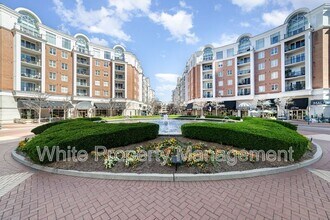 Building Photo - 4625 Piedmont Row Dr
