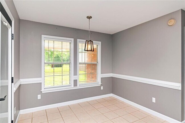 Building Photo - 7130 Haleys Way