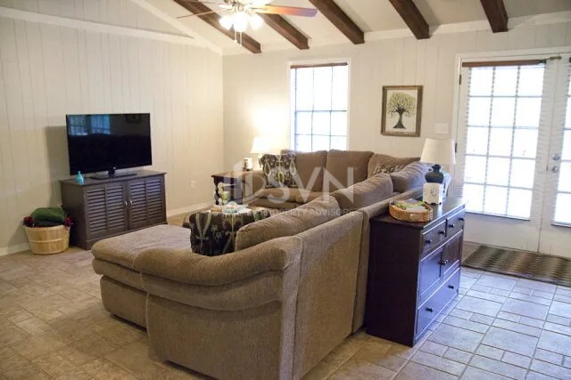 Building Photo - 662 Ridgewood Dr