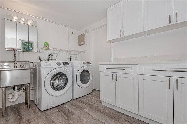 Building Photo - 1615 Shenandoah St