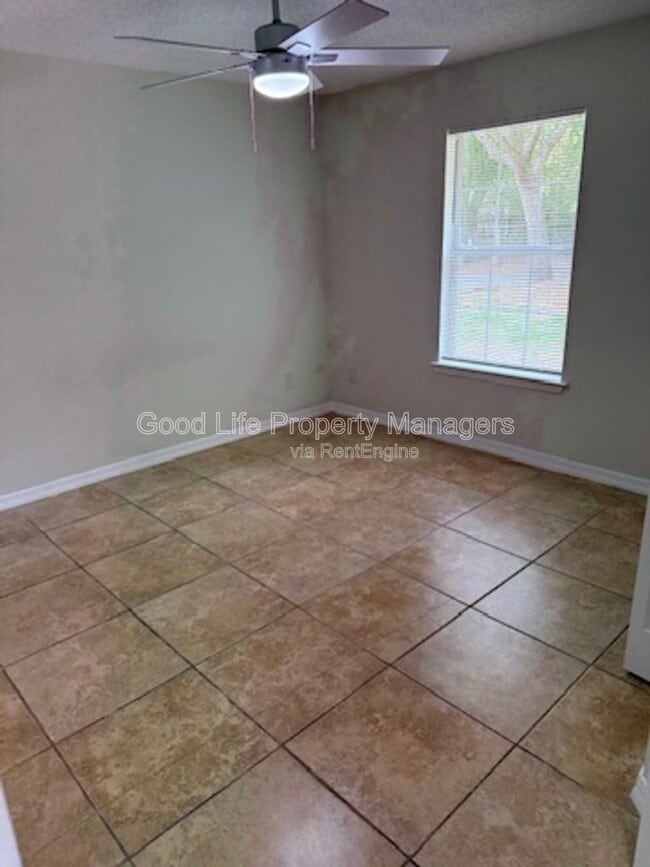 Building Photo - 9980 Bowman Ave