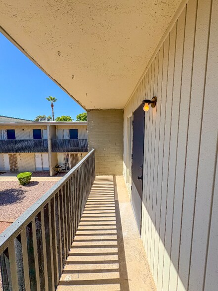 Building Photo - 6802 N 17th Ave