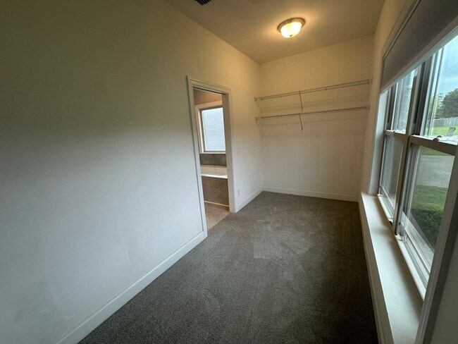 Building Photo - 514 Sapphire Dr