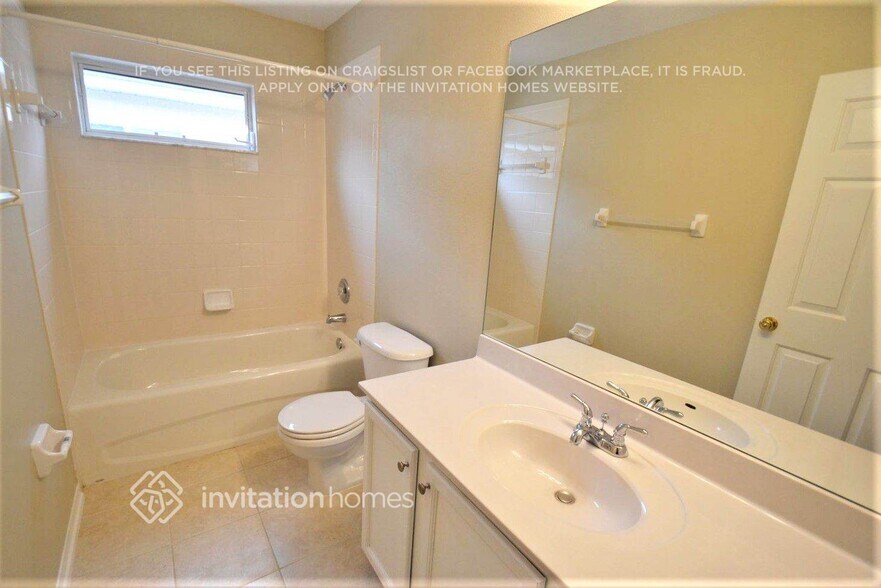 Building Photo - 19319 Sandy Springs Cir