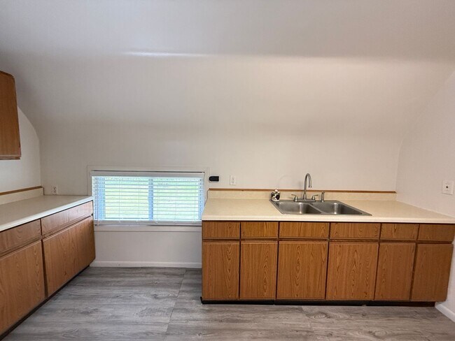 Building Photo - 5680 Trailer Park Dr