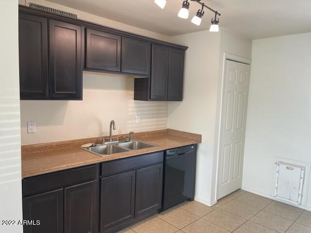 Building Photo - 14017 N 48th Ave