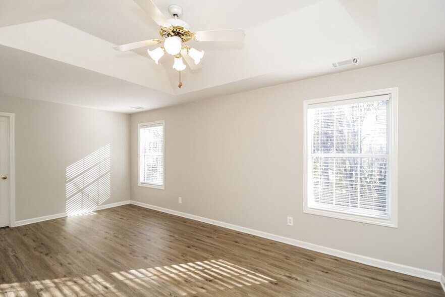 Building Photo - 4505 Legend Hollow Ln