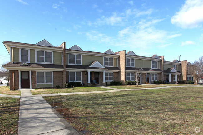 Building Photo - Claremont Courts